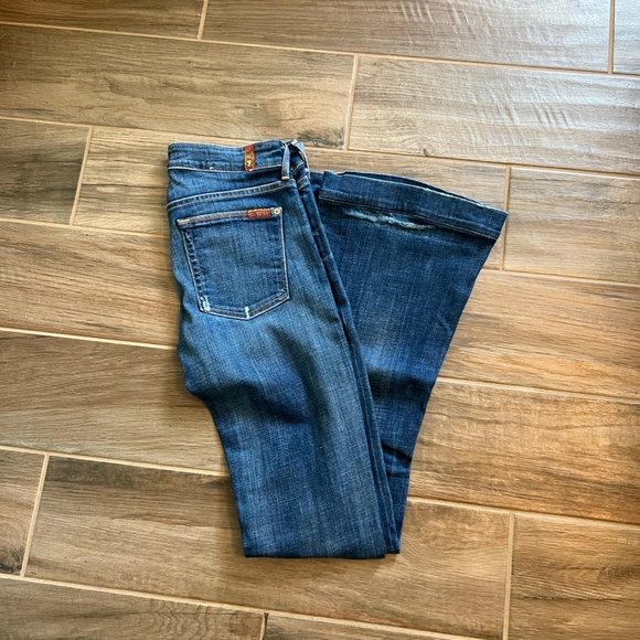 7 For all Mankind Flare Jeans - Picture 4 of 4